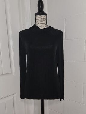 Chico's Ribbed Black Top With Long Sleeves And Split Collar Size 1 /Medium